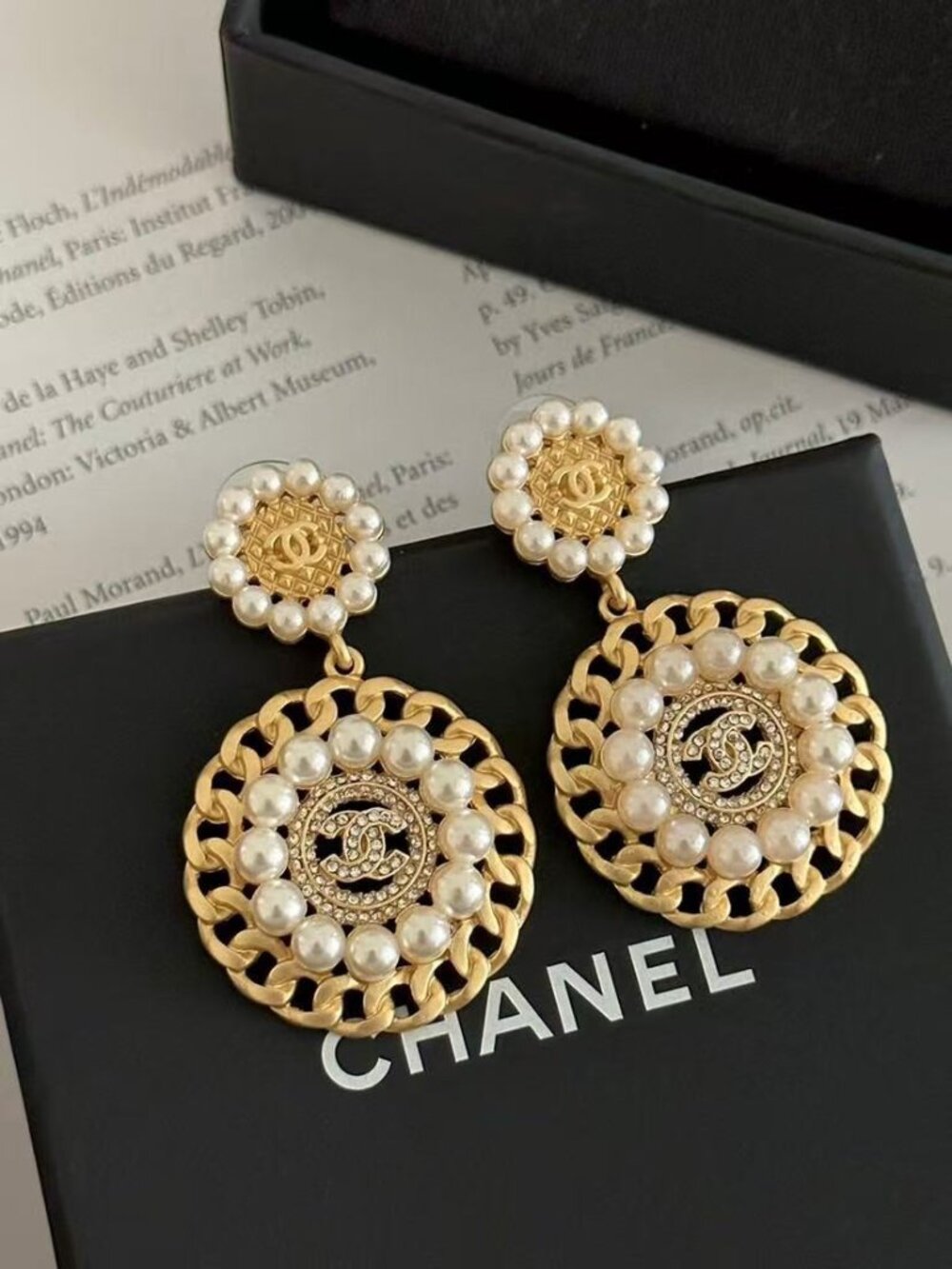 CHANEL Earrings